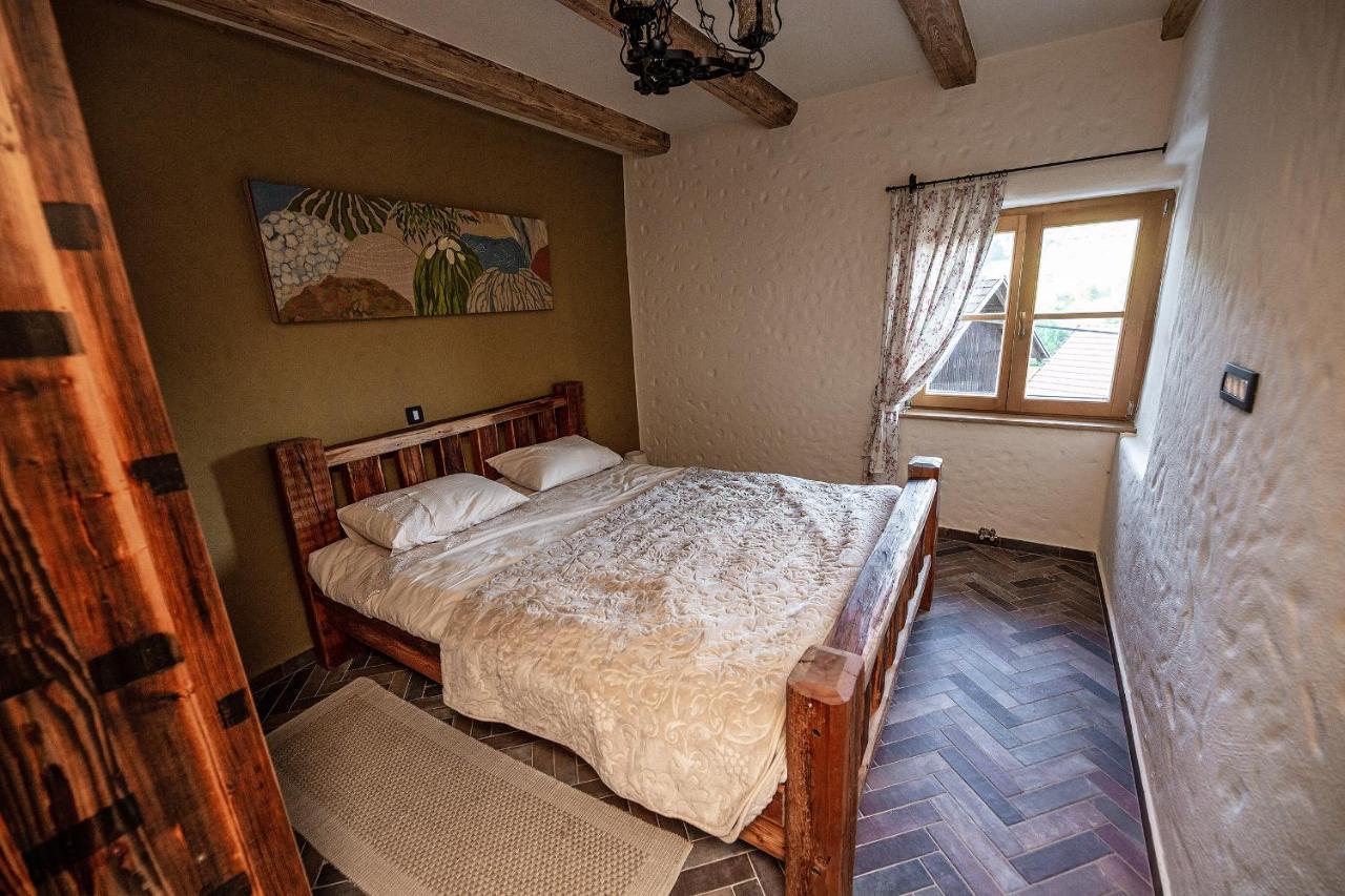 Rose Garden Apartment